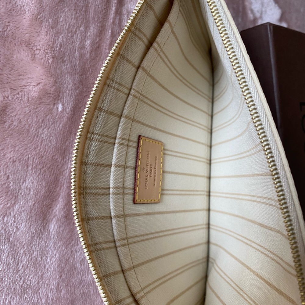 🆕 LOUIS VUITTON 🆕 AUTHENTIC ~ DAMIER AZUR ~ NEVERFULL POUCH ~ WRISTLET ~ LARGE - Picture 12 of 16